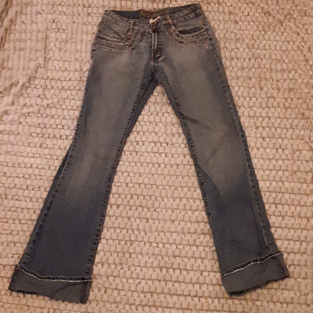 Blue Jeans by Apollo.